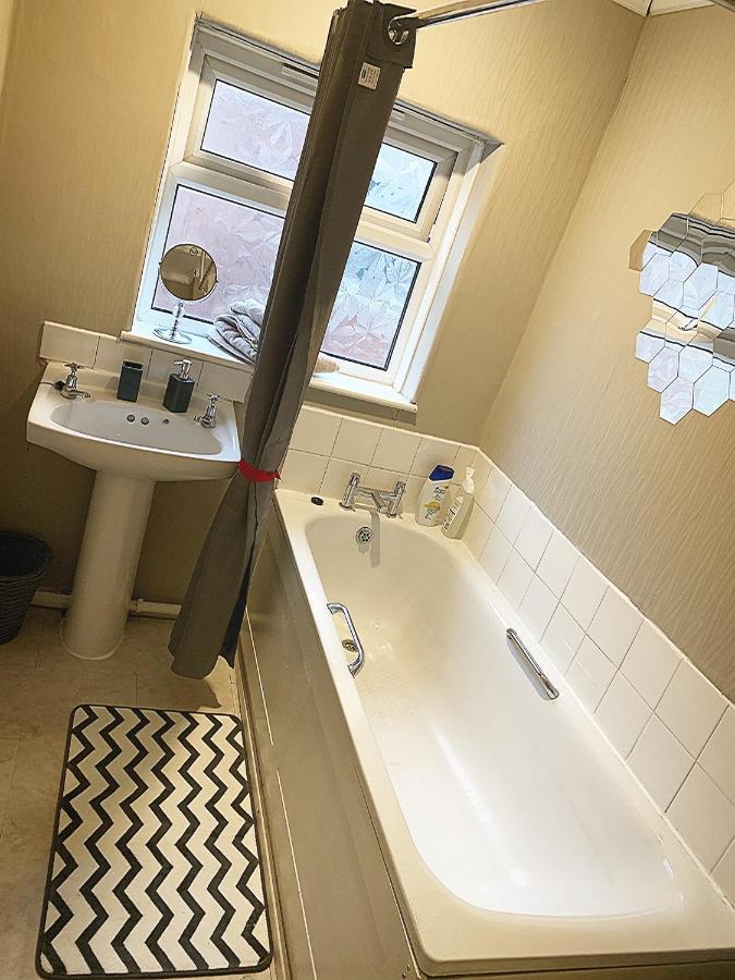Double Room Bentilee Bucknall  Экстерьер фото